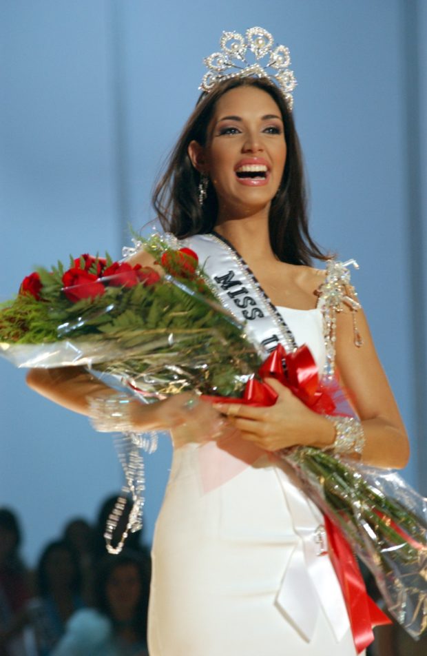 Miss Universe 2003 Amelia Vega from the Dominican Republic.  Image: Twitter/@MissUniverse