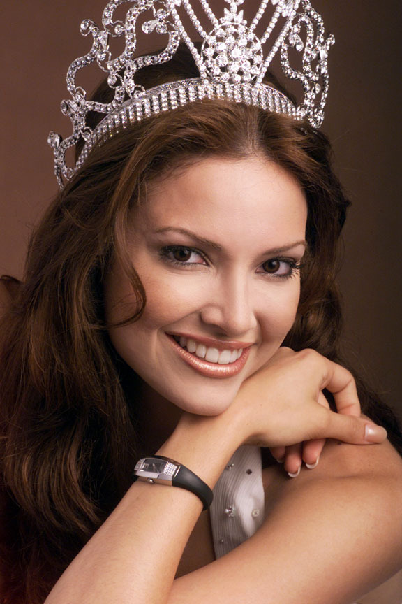 Miss Universe 2001 Denise Quiñones from Puerto Rico.  Image: Facebook/Miss Universe