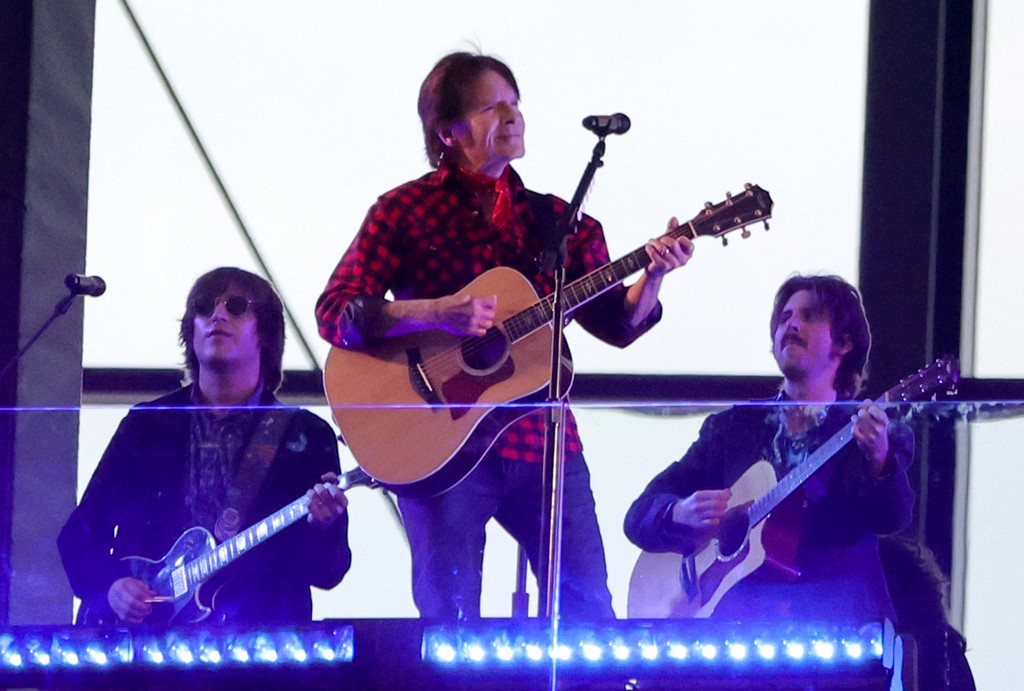 John Fogerty: 'Run Through the Jungle' Is Plea for Gun Control