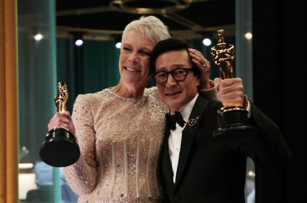 'Everything' stars Ke Huy Quan, Jamie Lee Curtis win Oscars