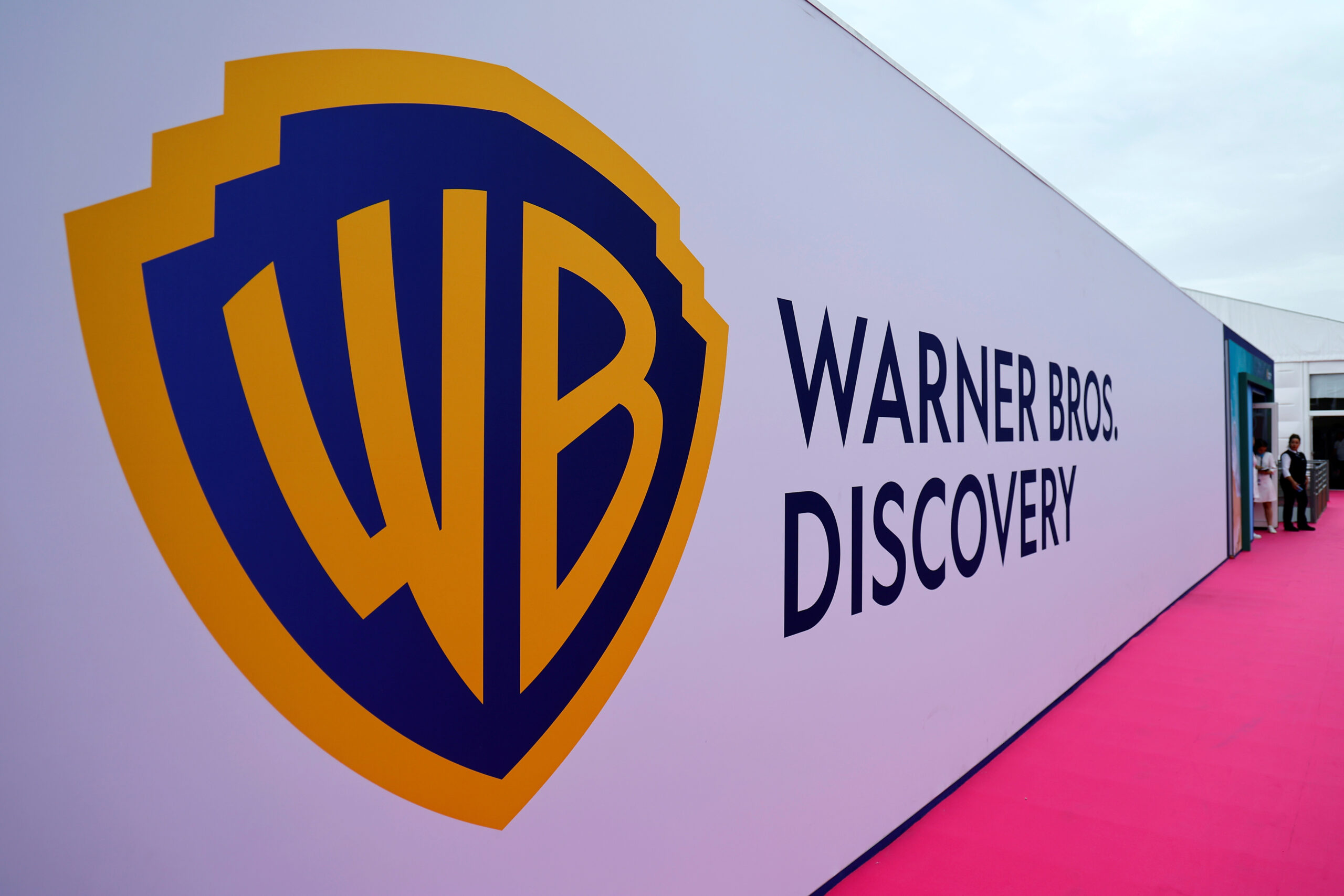  The Warner Bros logo is seen during the Cannes Lions International Festival of Creativity in Cannes, France, June 22, 2022.    REUTERS/Eric Gaillard