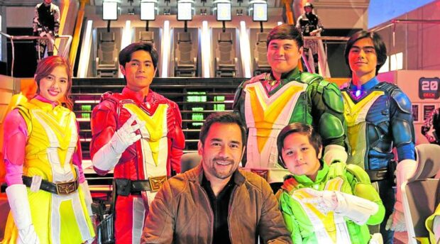 “Voltes V” team with Neil Ryan Sese (center), who plays Hook. STORY: P350,000 flight suits have ‘Voltes V: Legacy’ stars feeling like ‘superheroes’