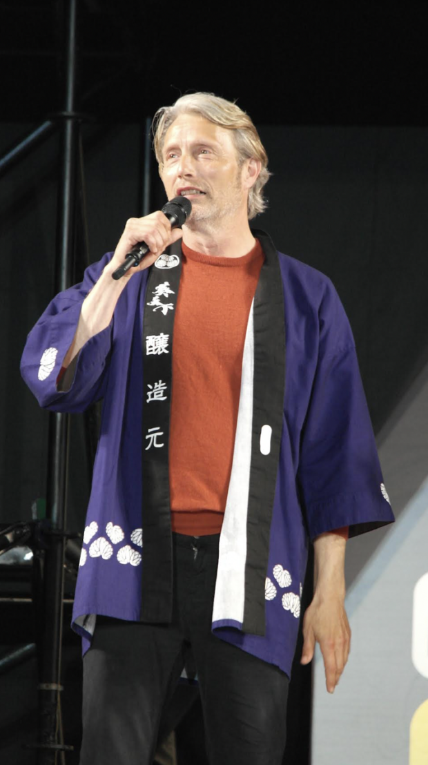 Mads Mikkelsen at the Osaka Comic Con. Image from Armin P. Adina