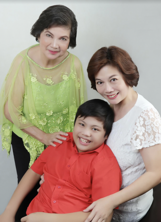 Arlene with her mom and son Zac.
