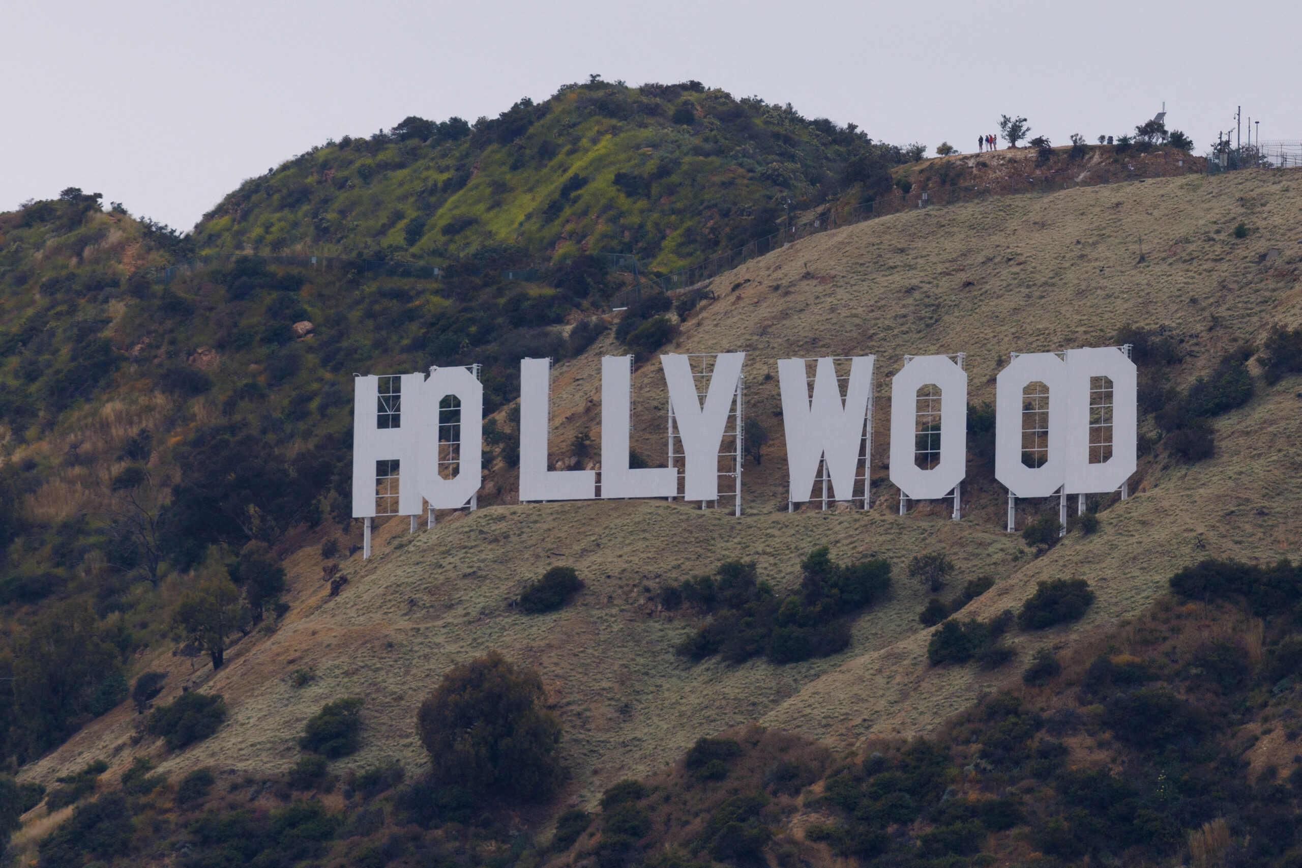 Hollywood directors ratify labor pact as writers keep picketing ...