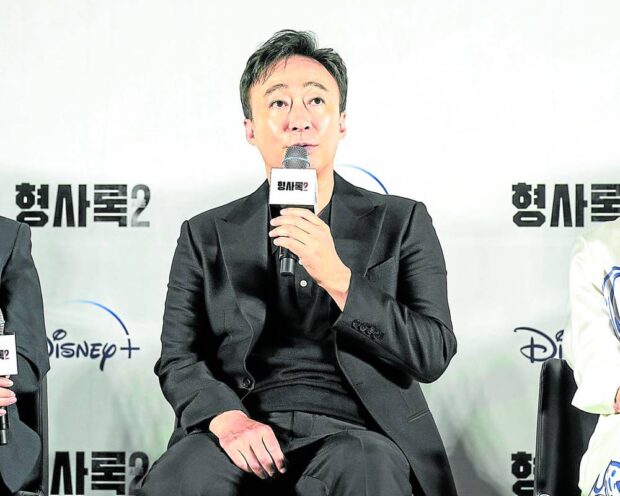 Lee Sung-min at the press conference