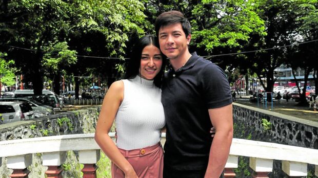 Richards (right)with Sanya Lopez in
“A Runner to Remember”