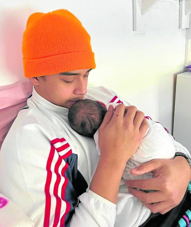 Diego Loyzaga, Montano’s son with ex-partner Teresa Loyzaga, carries his first child.