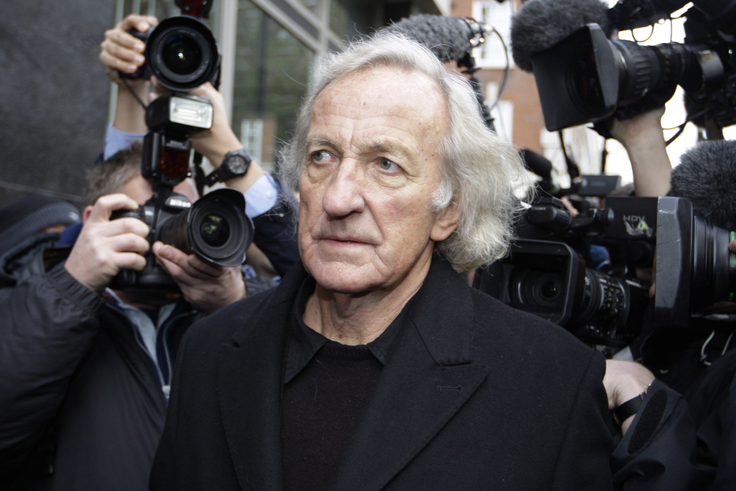 John Pilger, a filmmaker known for covering Cambodia, dies at 84