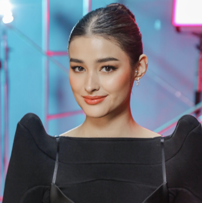 Liza Soberano at the roundtable interview