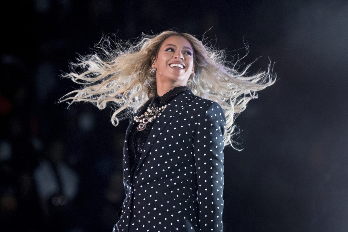 Beyoncé performs in Ohio