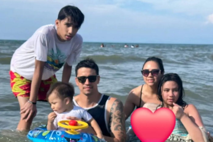 Marc Pingris (center) hied off to Lingayen beach with his wife Danica Sotto (second from right) and his family. Image: Instagram/@jeanmarc15