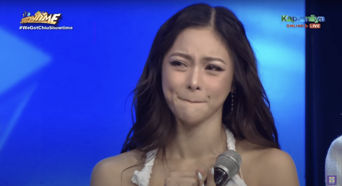 Kim Chiu emotional at ‘It’s Showtime’ birthday celebration. Image: Screengrab from YouTube/ABS-CBN Entertainment