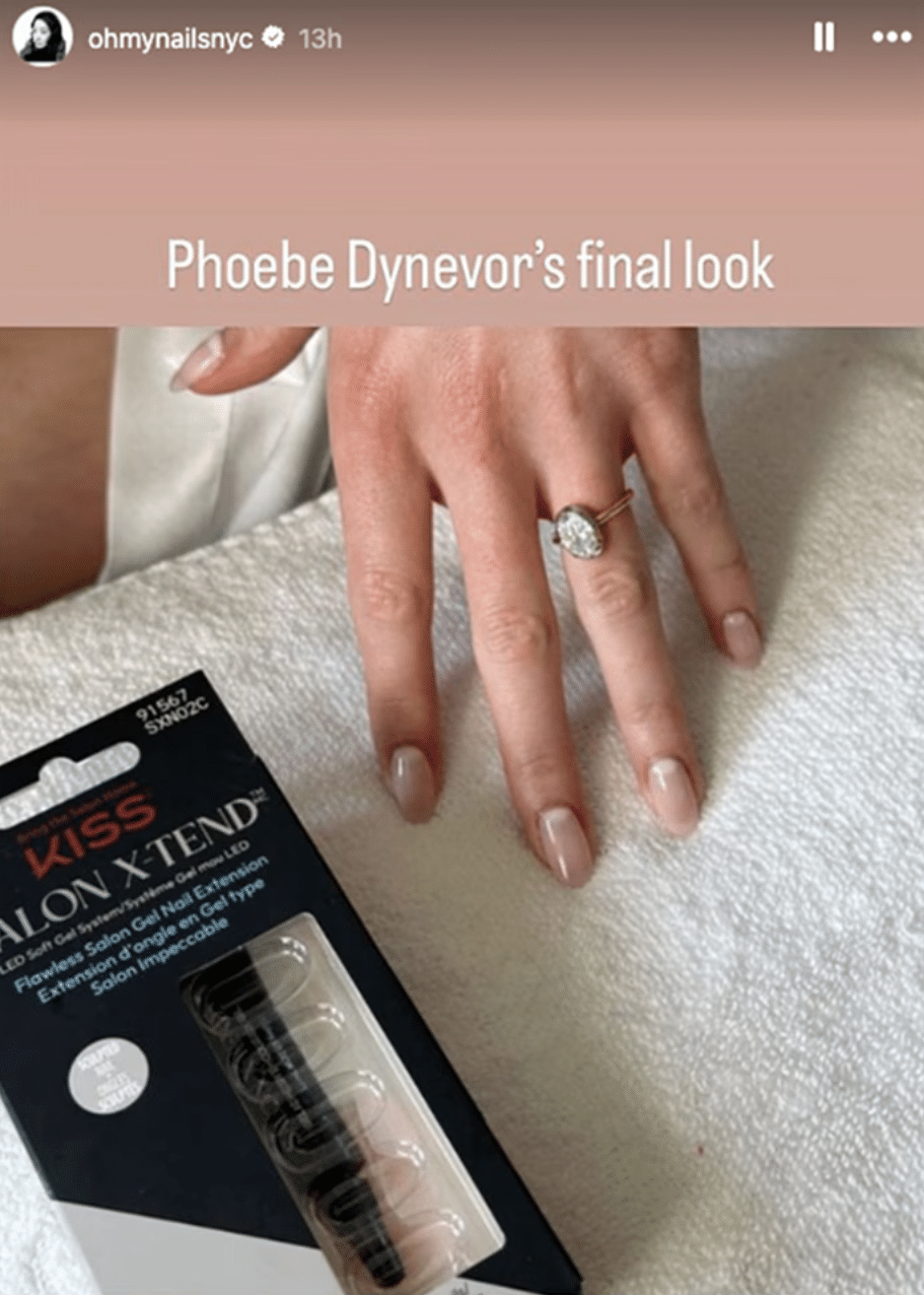 Phoebe Dynevor's reported engagement ring | Image: Instagram/@ohmynailsnyc