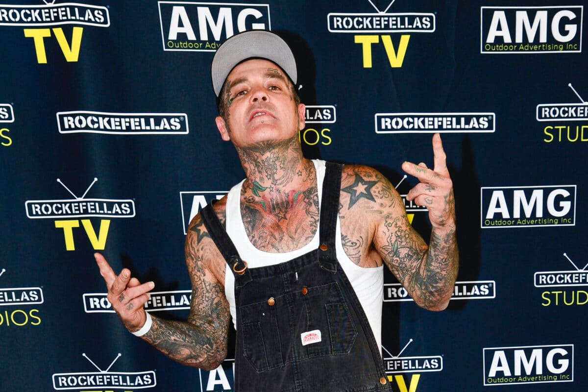 Crazy Town frontman Shifty Shellshock dead at 49