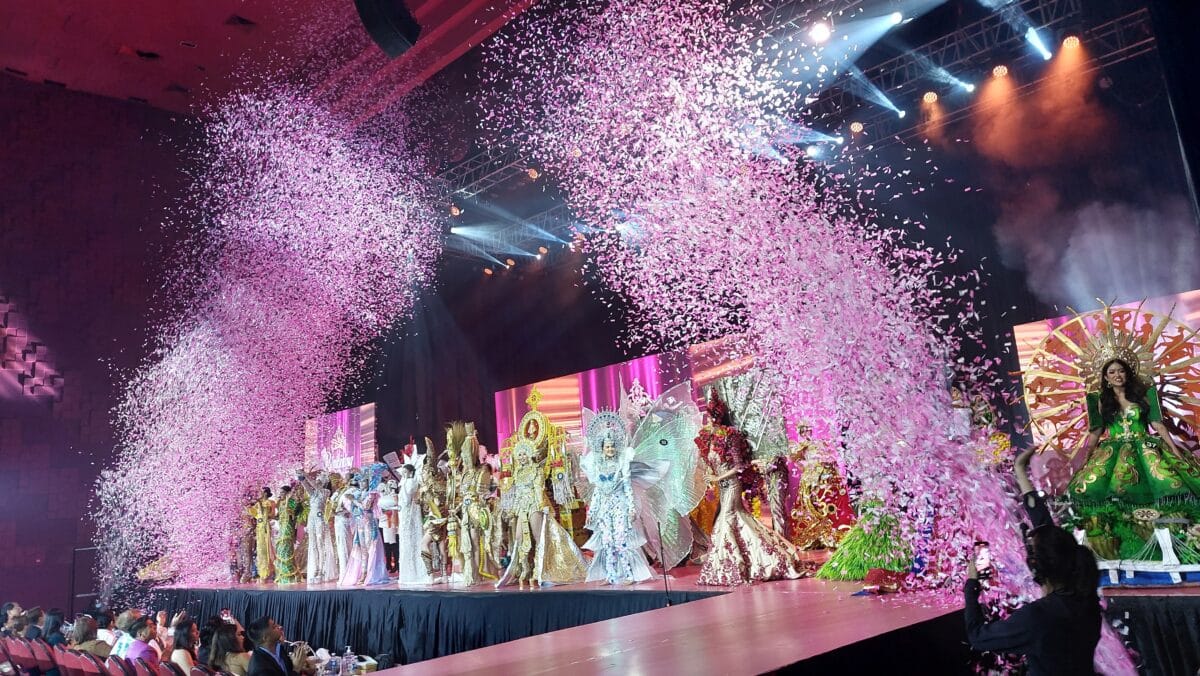 Last year's Bb. Pilipinas candidates at the national costume competition/ARMIN P. ADINA