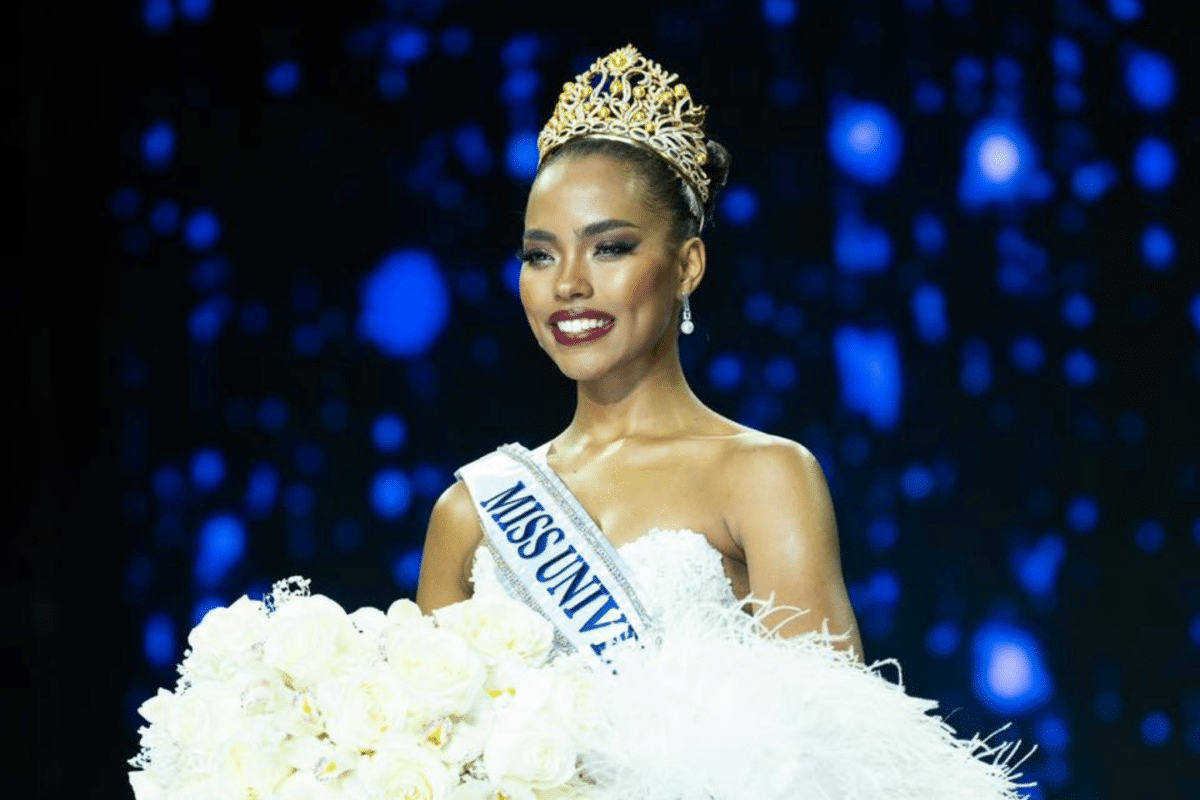 Miss Universe Philippines explains two-hour delay during coronation night