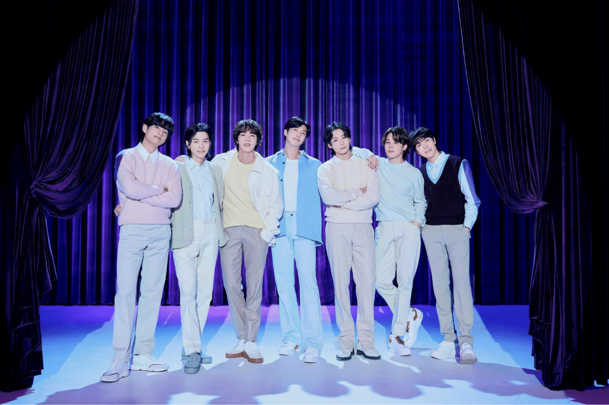 BTS members (from left) V, Suga, Jin, RM, Jungkook, Jimin, and J-Hope. Image: Weverse