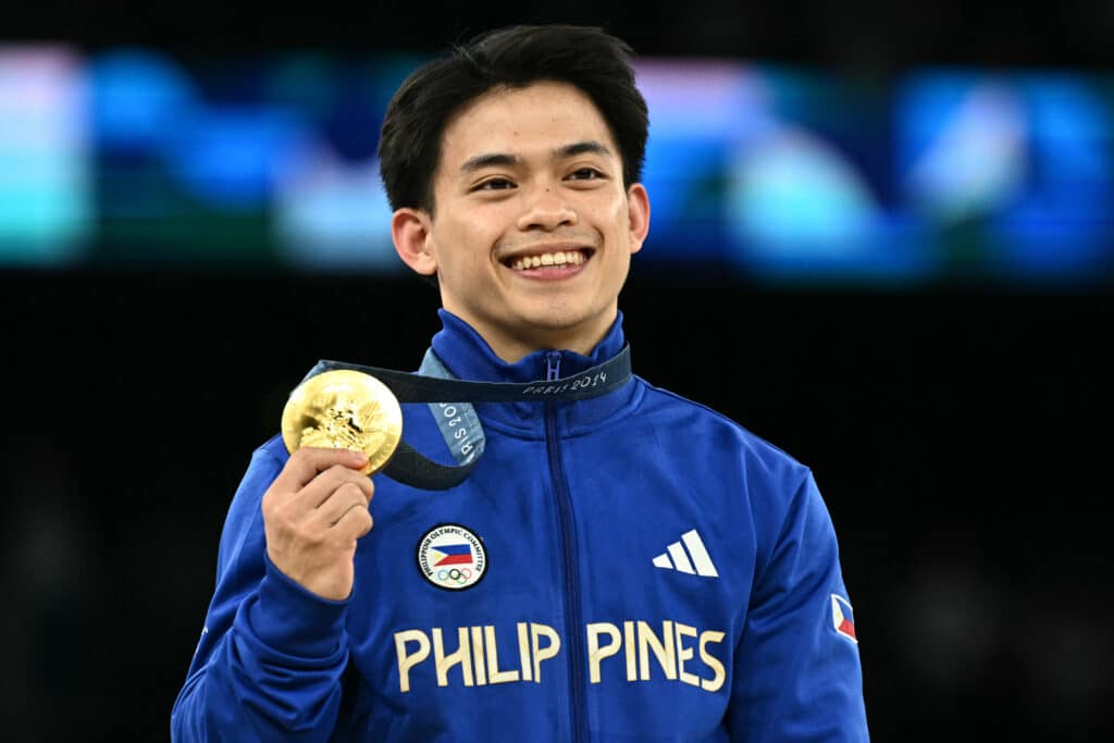 Celebrities praise, salute Carlos Yulo's second Olympic gold medal win