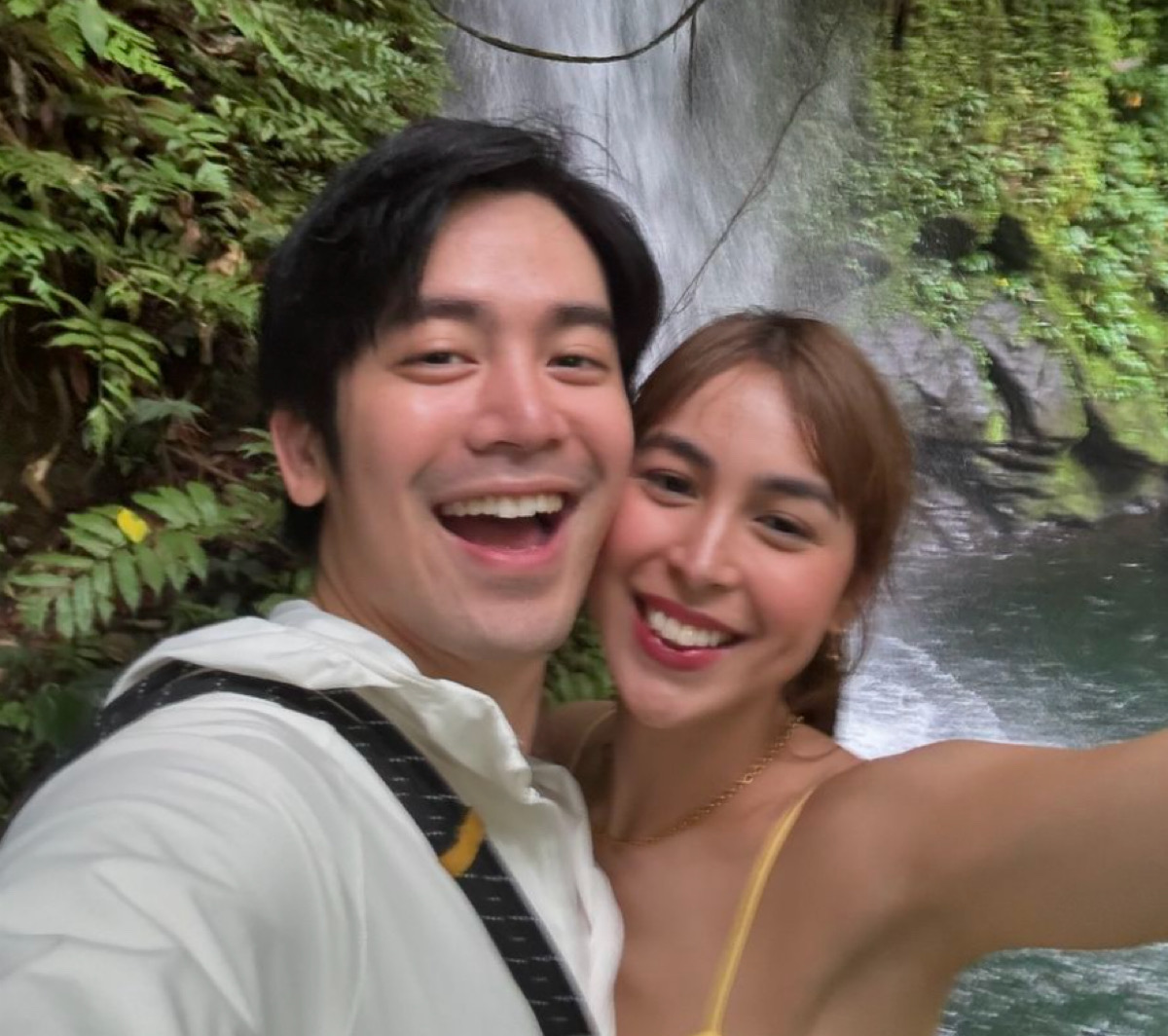 Julia Barretto, Joshua Garcia's 'Un/Happy For You' opens with over P20 million