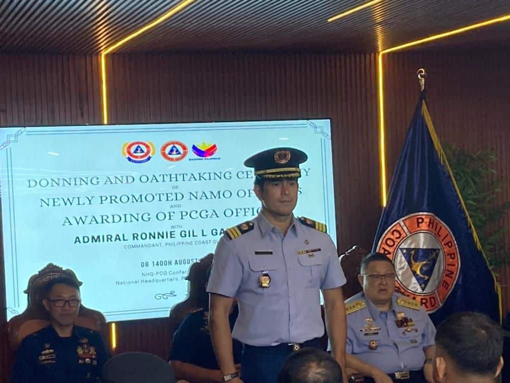 Gerald Anderson during the PCG recognition of his exemplary service. Image from Nestor Corrales / Philippine Daily Inquirer