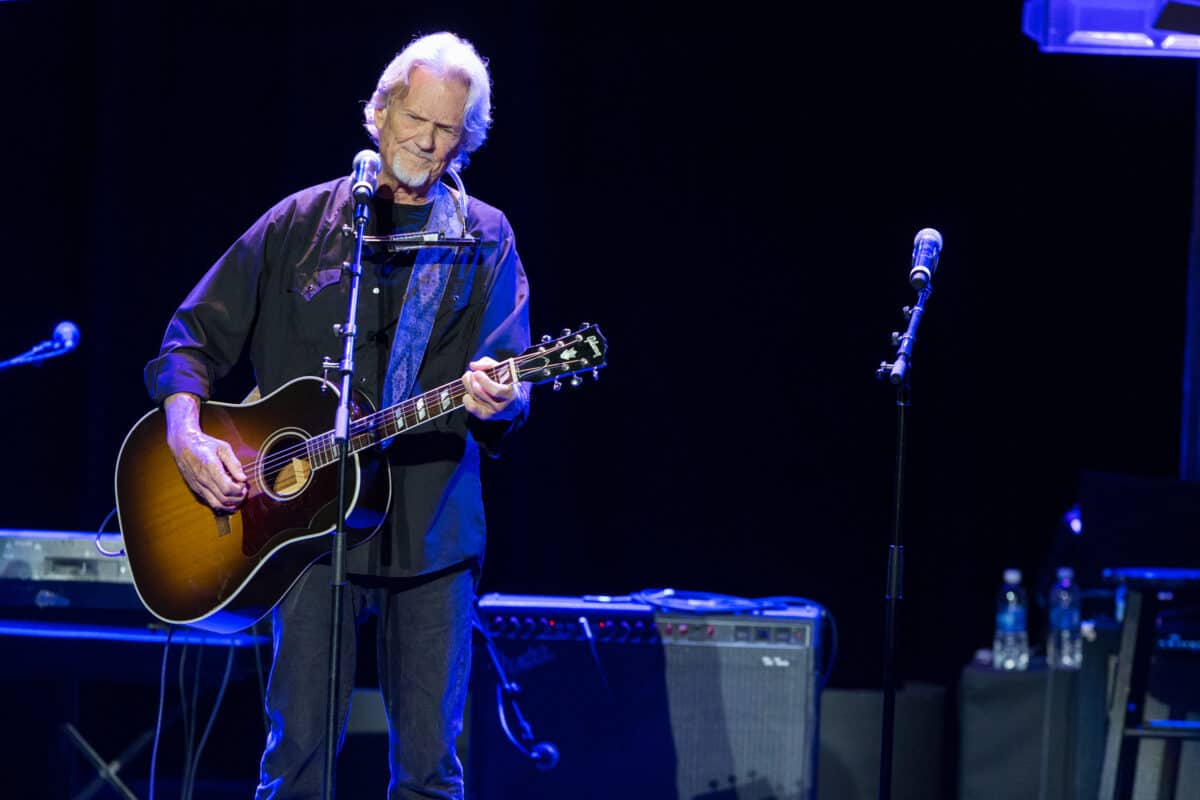 Kris Kristofferson, singer-songwriter and actor, dies at 88