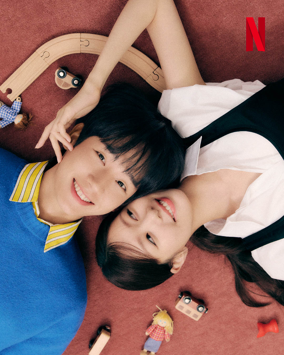 Jung Hae-in and Jung So-min in a promotional photo for "Love Next Door." Image: Courtesy of Netflix Korea