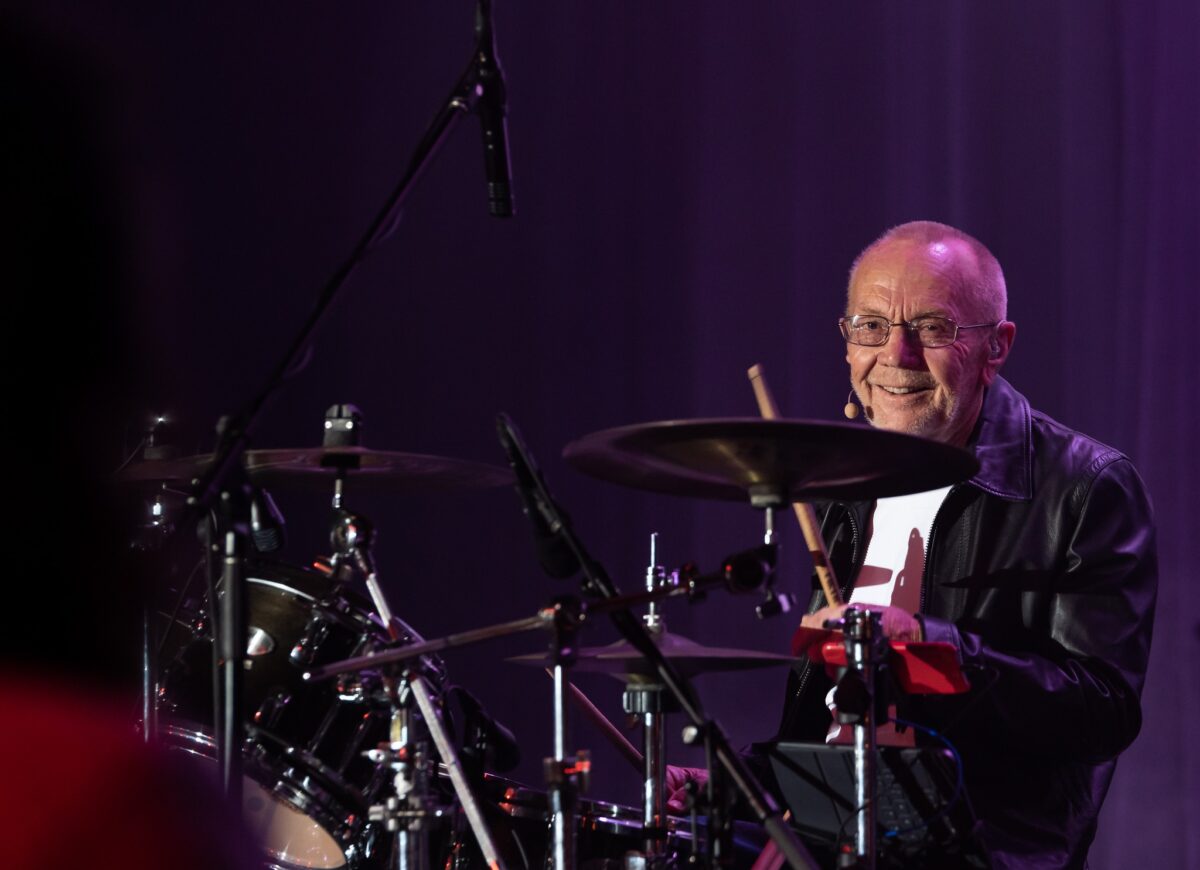 Original Bee Gees drummer Colin Petersen dies at 78