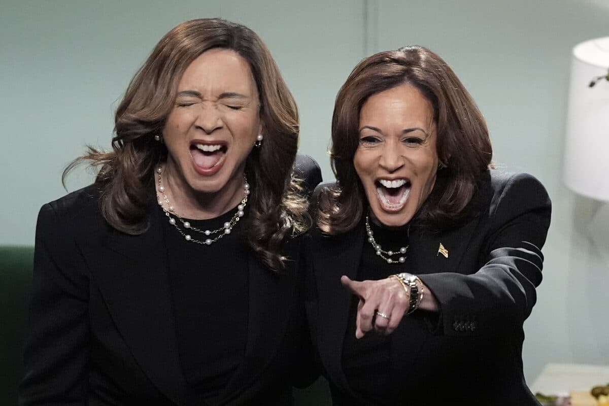 Democratic presidential nominee Vice President Kamala Harris appears on NBC's "Saturday Night Live," with Maya Rudolph, Saturday, Nov. 2, 2024 in New York. Image: AP Photo/Jacquelyn Martin