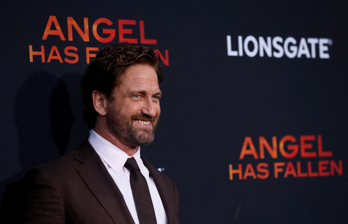 Gerard Butler goes from action hero to singing Santa in Christmas mashup