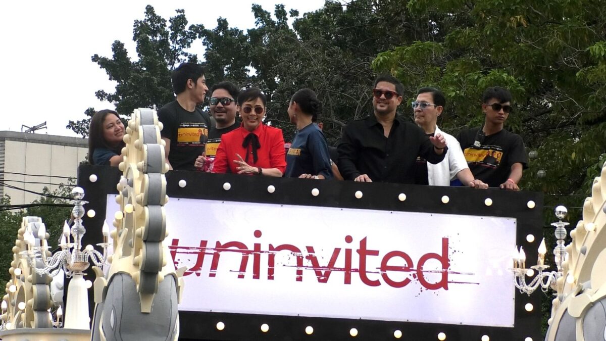 "Uninvited" stars Vilma Santos-Recto, Nadine Lustre, Aga Muhlach, and Tirso Cruz III during the MMFF Parade of Stars in Manila on Dec. 21, 2024. Image: Arnel Tacson/INQUIRER.net