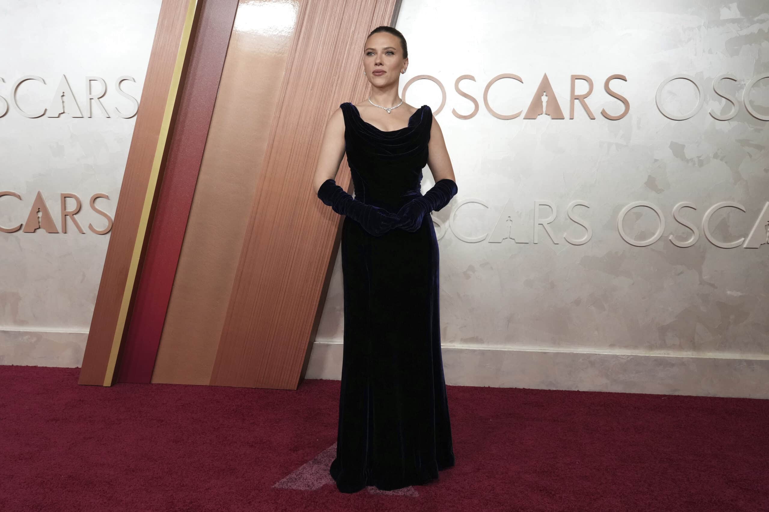 Scarlett Johansson arrives at the Oscars on Sunday, March 2, 2025, at the Dolby Theatre in Los Angeles. Image: Jordan Strauss/Invision/AP