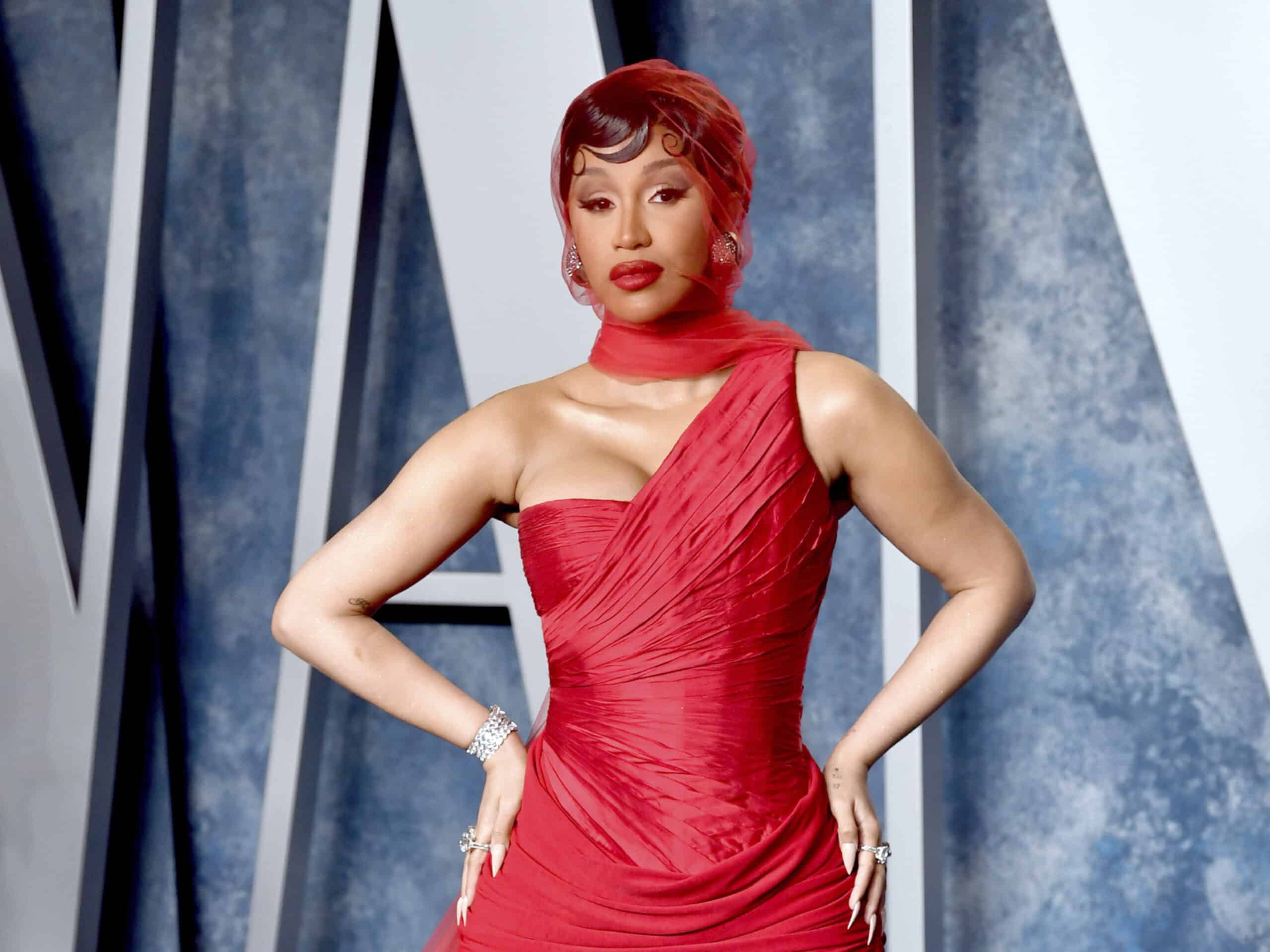 Cardi B da la bienvenida a su cuarto hijo con Stefon Diggs en un nuevo capítulo.