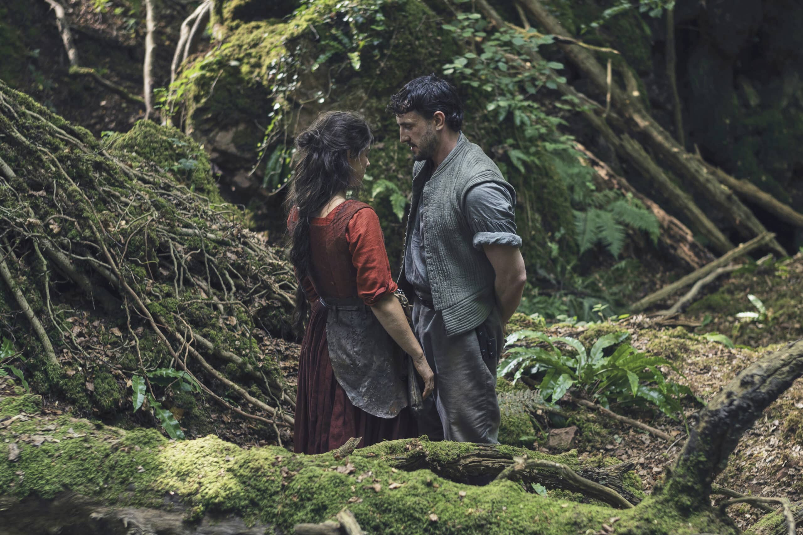 This image released by Focus Features shows Jessie Buckley (left) and Paul Mescal in a scene from "Hamnet." Image: Agata Grzybowska/Focus Features via AP