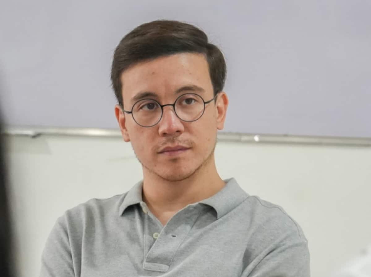 Arjo Atayde explains resurfaced photos with Discayas