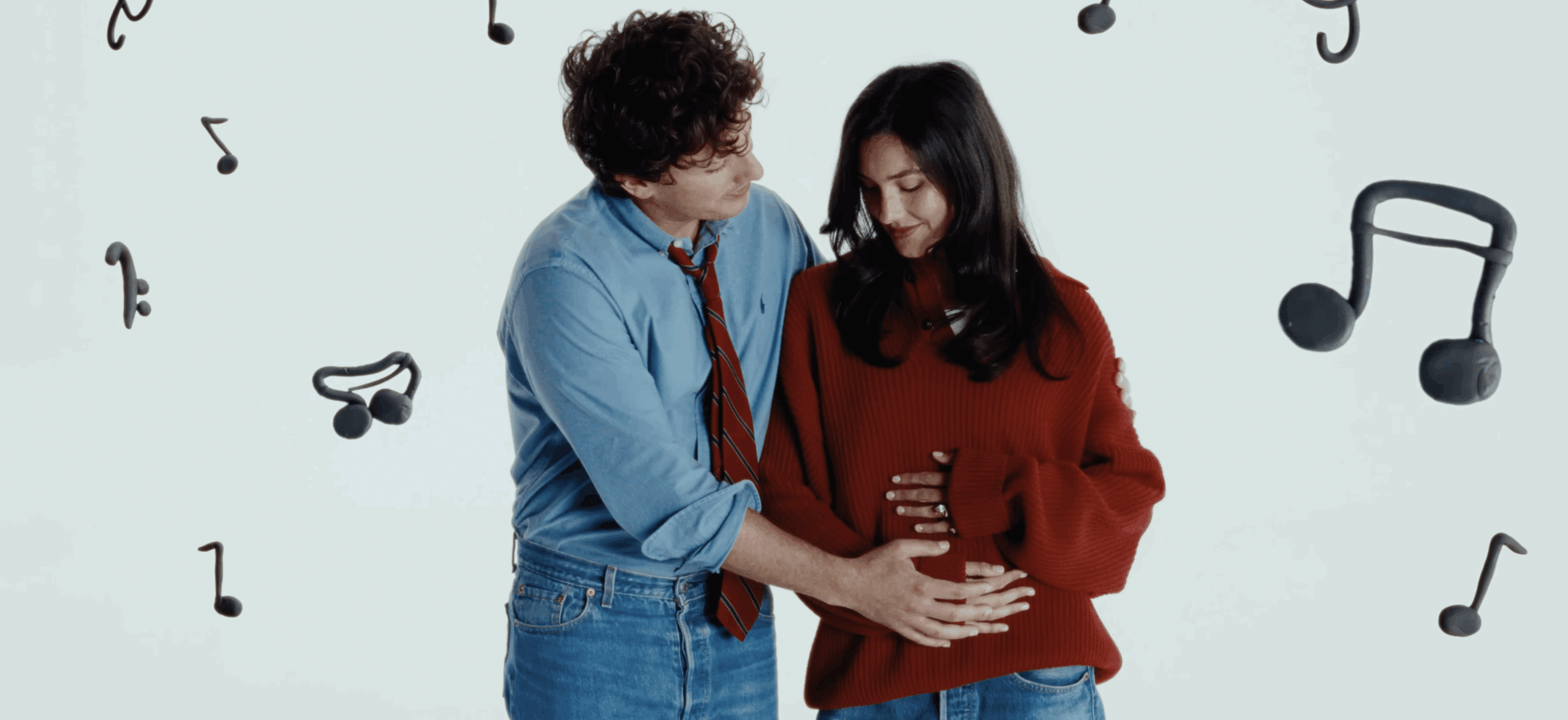 Charlie Puth announces wife Brooke’s first pregnancy(01)