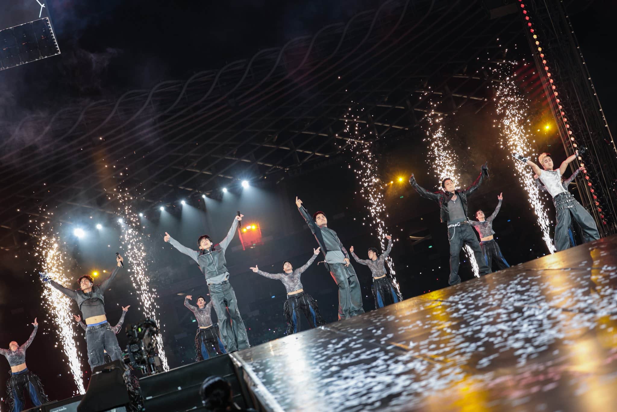 WATCH: SB19 heats up ACON 2025 stage in Taiwan as sole Filipino act