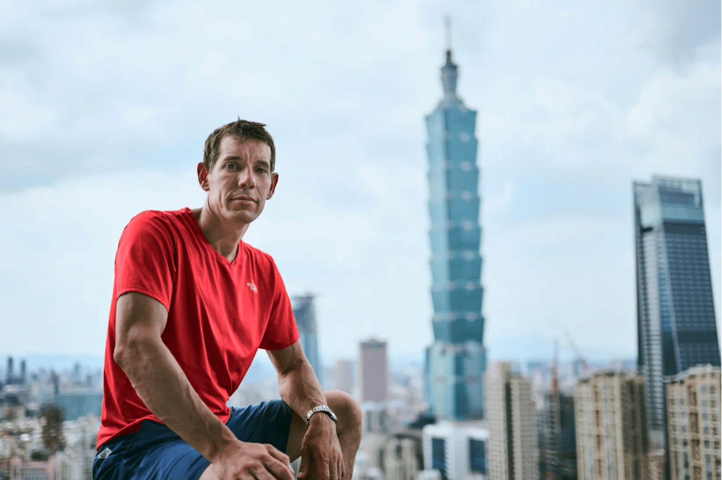 Worth the climb: Alex Honnold completes rope-free scale of Taipei 101