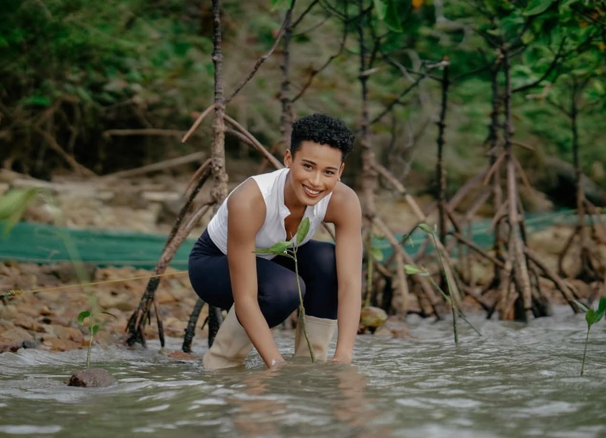 Miss Eco International Alexie Brooks gets down and dirty on her birthday