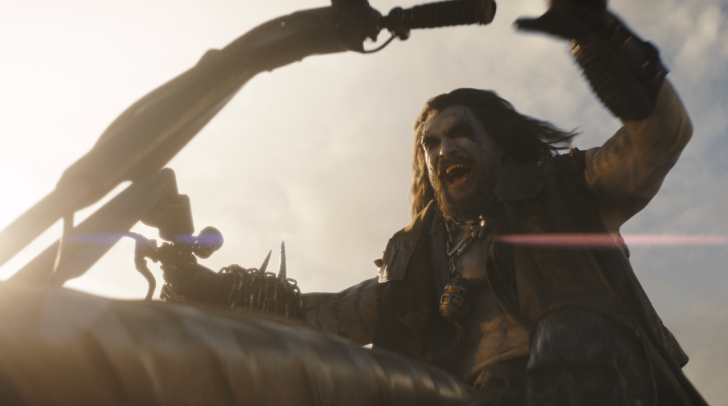 Tinupad ni Jason Momoa ang pangarap na maglaro ng Lobo sa ‘Supergirl’ Tinupad ni Jason Momoa ang pangarap na maglaro ng Lobo sa ‘Supergirl’